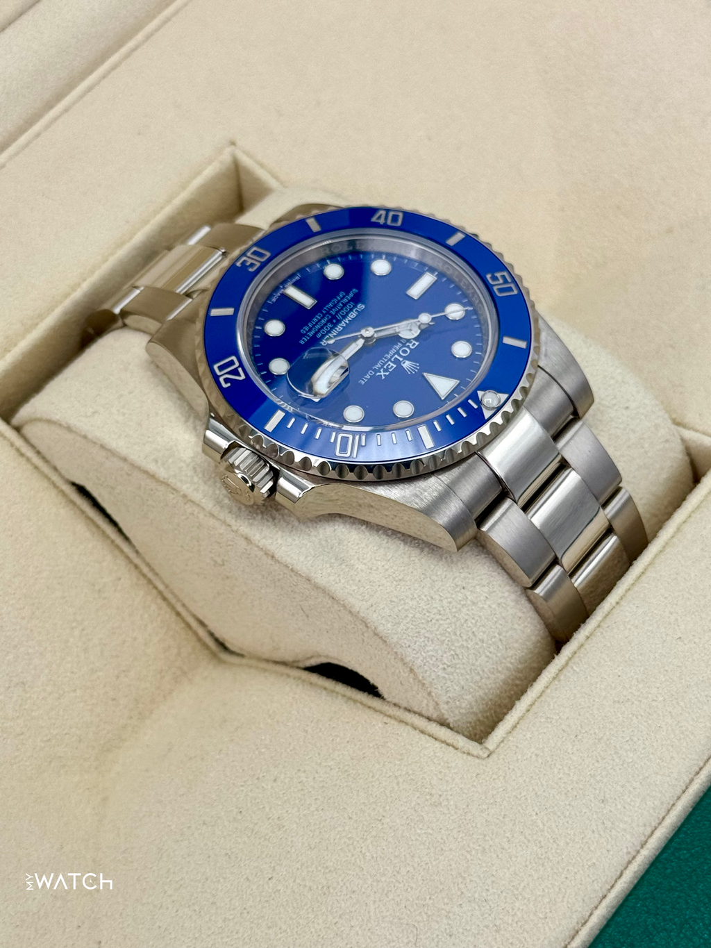 2018 Rolex Submariner "Smurf" 40mm 116619LB White Gold Blue Dial