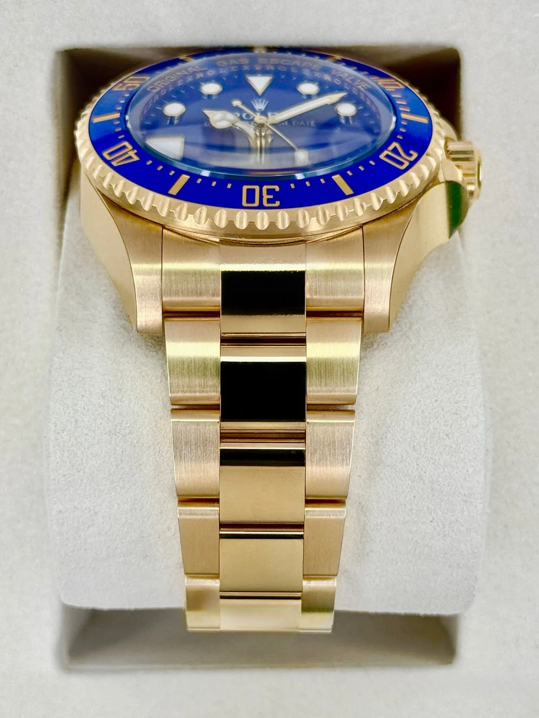 NEW 2026 Rolex Deepsea 44mm 136668LB 18K Yellow Gold Blue Dial