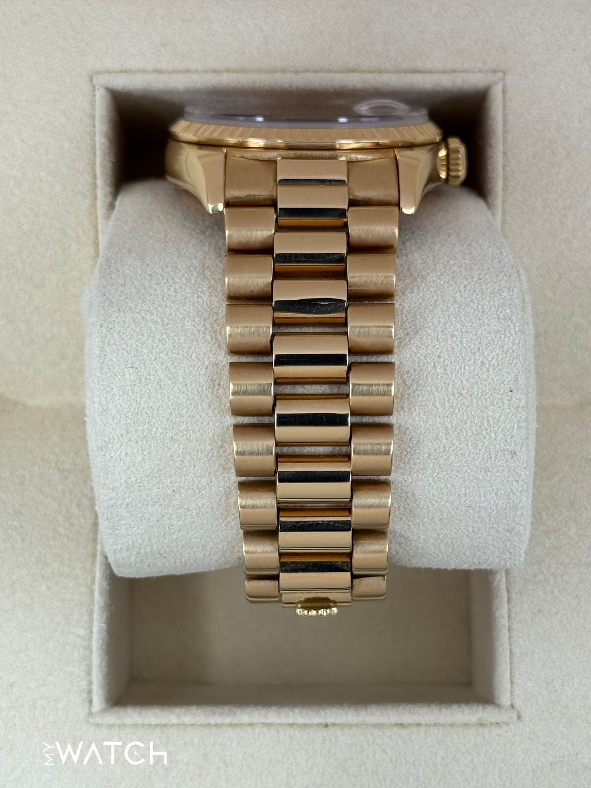 1989 Rolex Day-Date 36mm 18238 Presidential Champagne Wave Dial