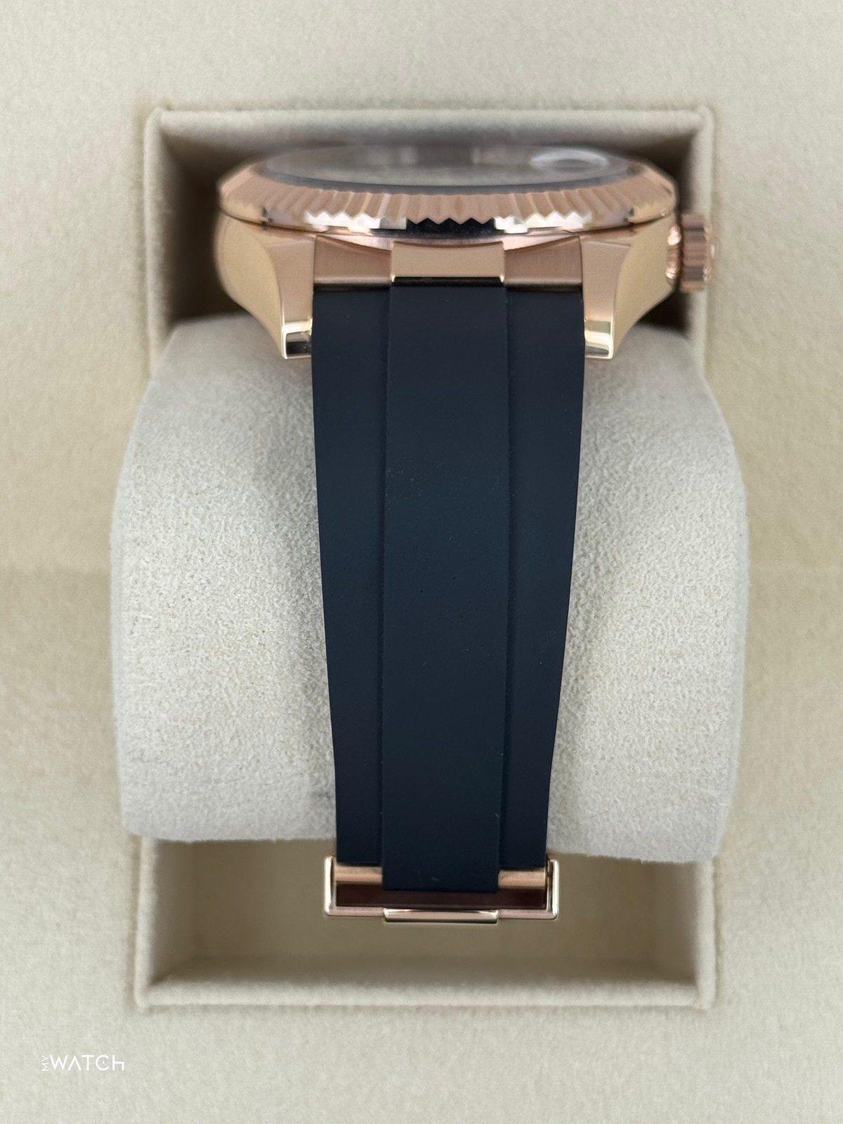 2022 Rolex Sky-Dweller 42mm 326235 Rose Gold Oysterflex Rhodium Dial
