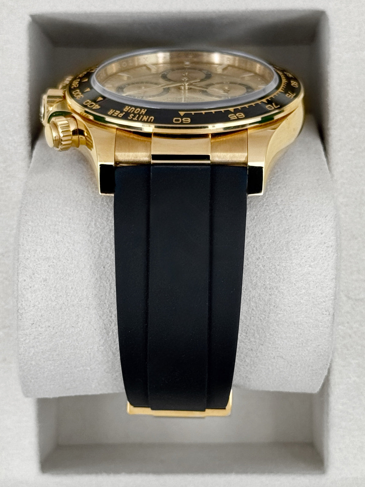 2025 Rolex Daytona 40mm 126518LN Yellow Gold Oysterflex Champagne Dial