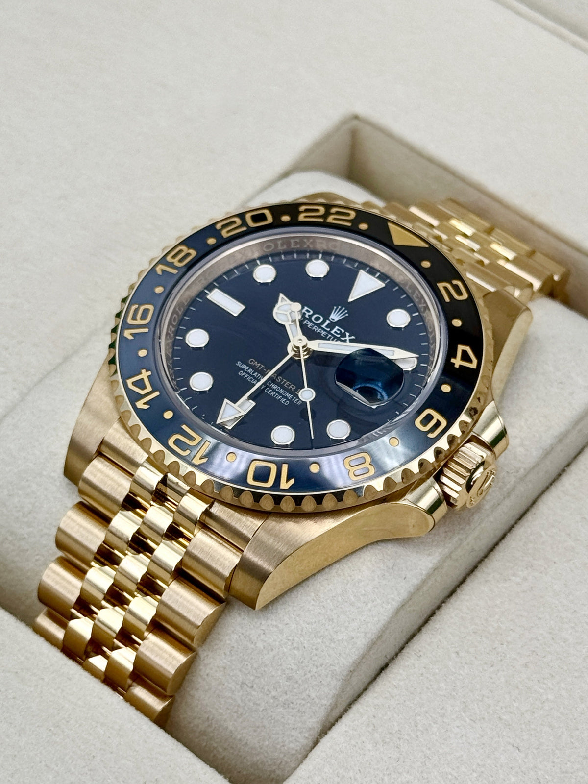 NEW 2025 Rolex GMT-Master II 40mm 126718GRNR Yellow Gold Jubilee Black Dial