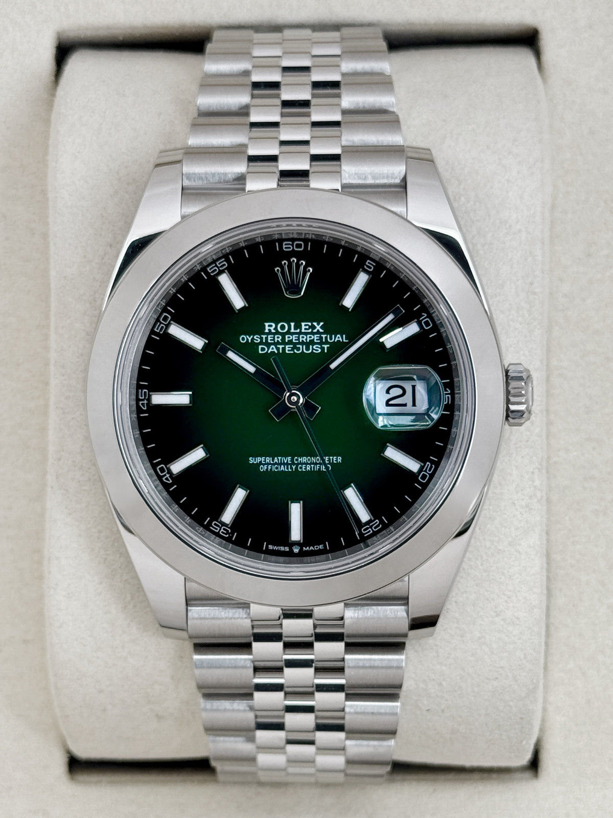 NEW 2026 Rolex Datejust 41mm 126300 Stainless Steel Jubilee Green Ombre Dial