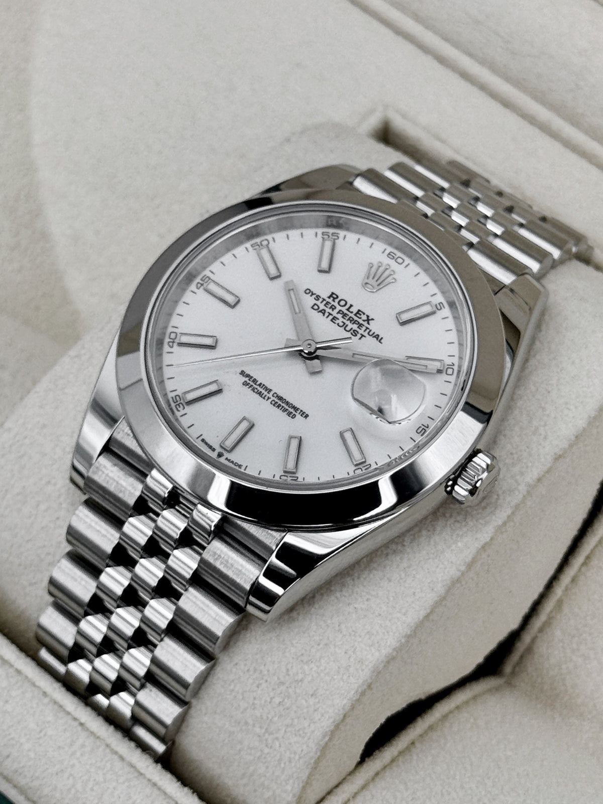 2024 Rolex Datejust 41mm 126300 Stainless Steel Jubilee White Dial