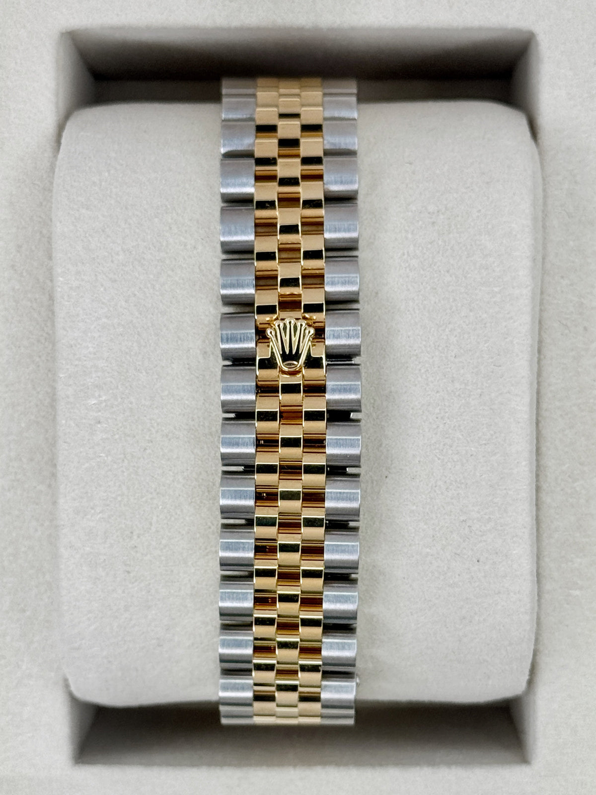 NEW 2026 Rolex Lady Datejust 31mm 278273 Two-Tone Jubilee Silver Diamond Dial