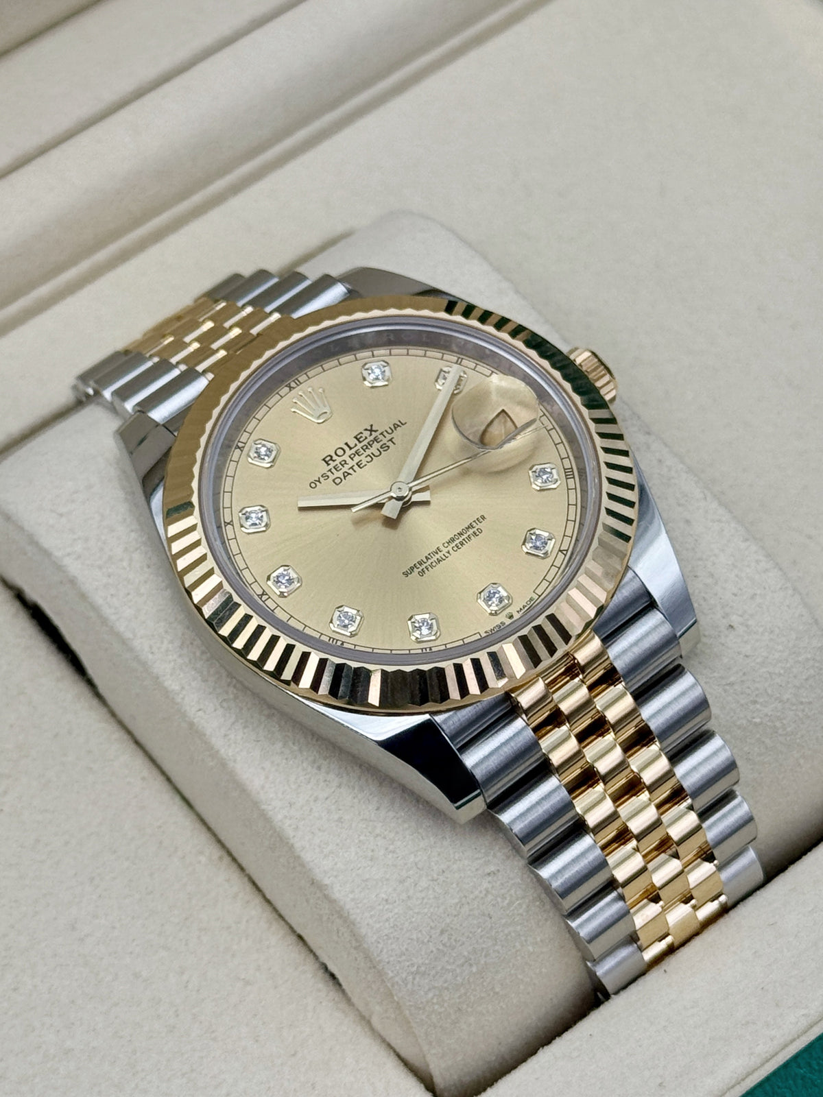 2025 Rolex Datejust 41mm 126333 Two-Tone Jubilee Champagne Diamond Dial