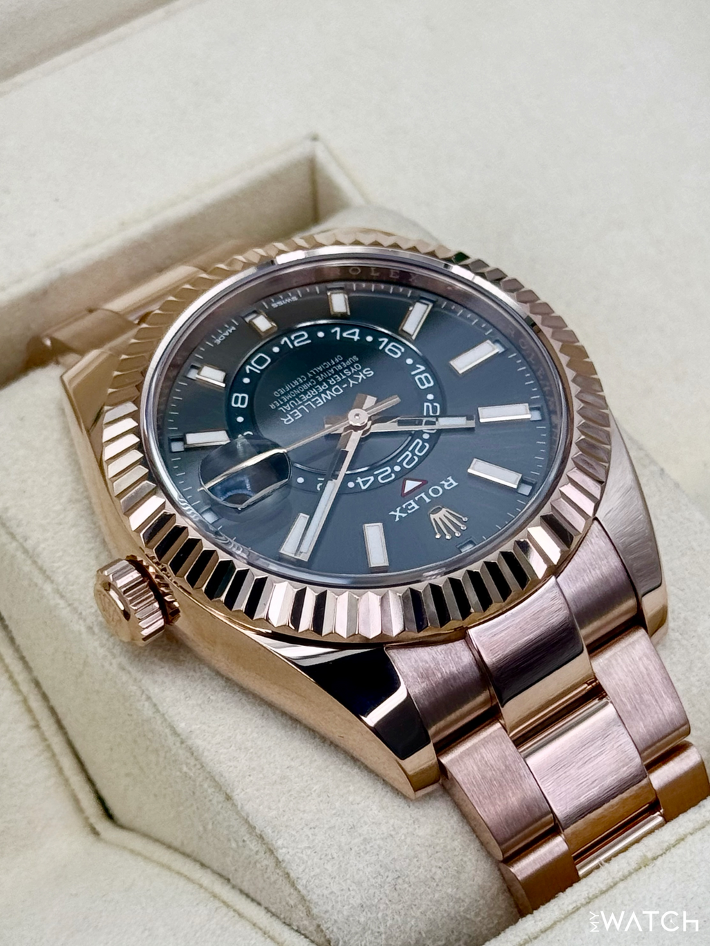 2019 Rolex Sky-Dweller 42mm 326935 Rose Gold Oyster Rhodium Dial