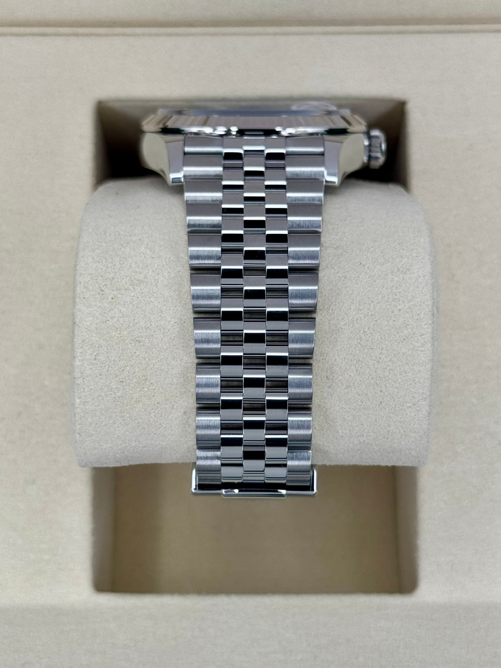 NEW 2025 Rolex Datejust 36mm 126234 Stainless Steel Jubilee Blue Dial