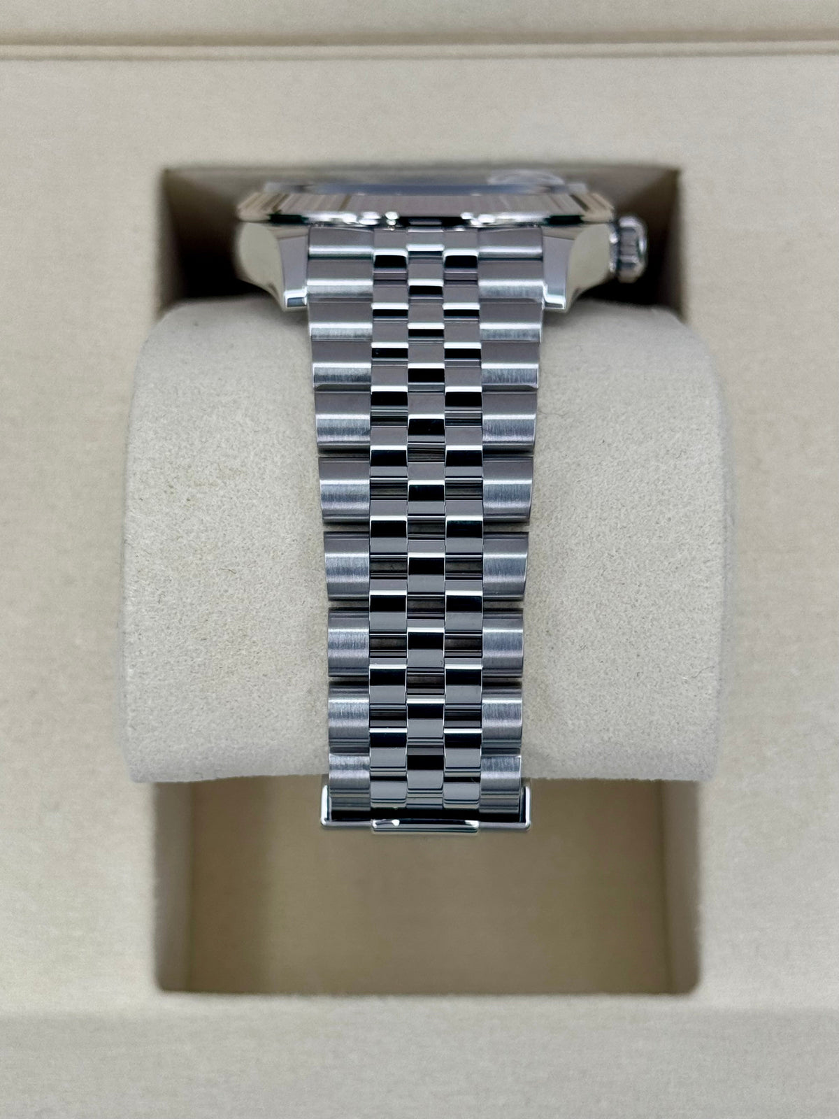 NEW 2025 Rolex Datejust 36mm 126234 Stainless Steel Jubilee Blue Dial