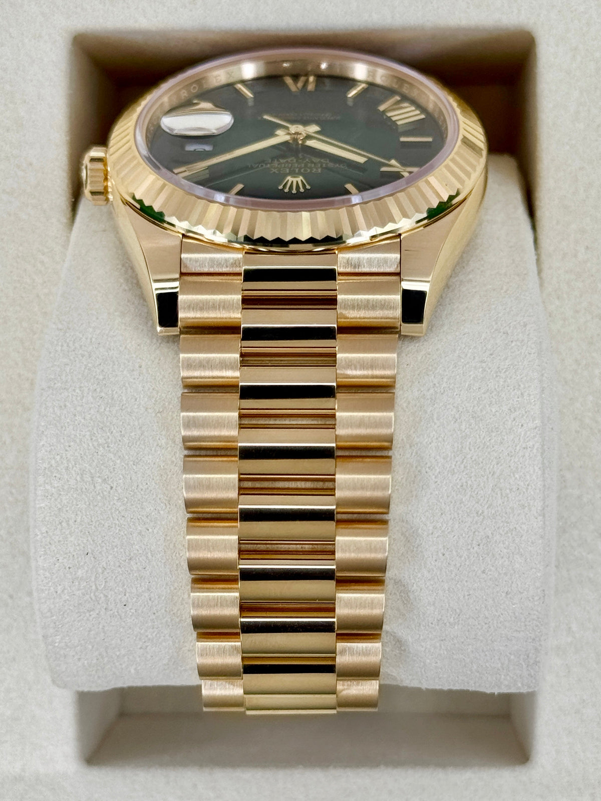 NEW 2026 Rolex Day-Date 40mm 228238 Presidential Green Ombre Dial