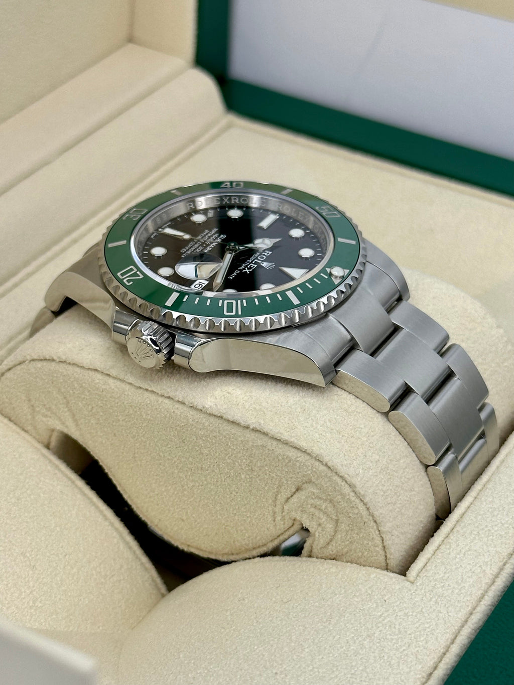 NEW 2022 Rolex Submariner “Starbucks” 41mm 126610LV Black Dial