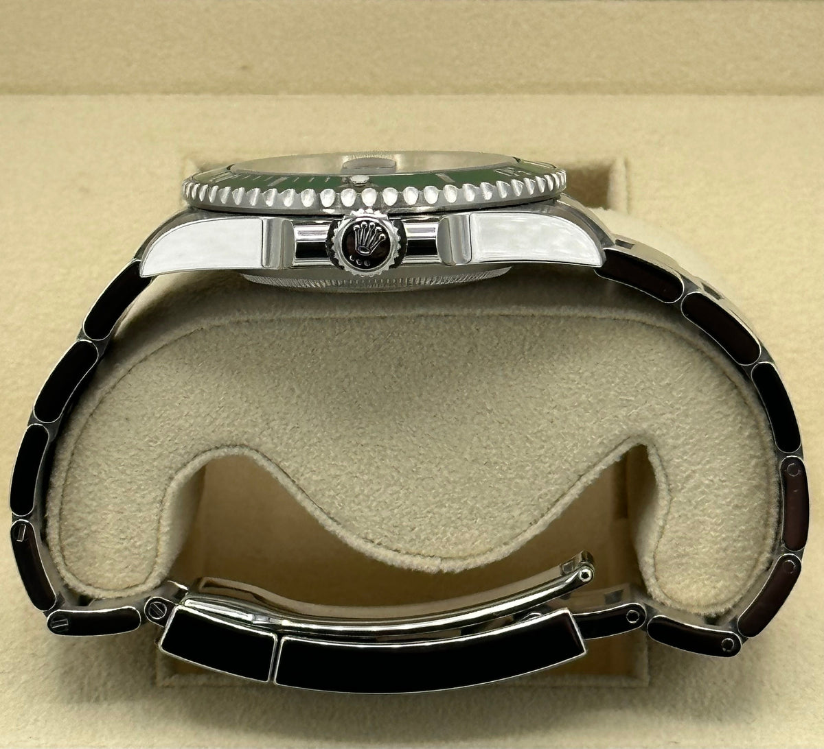 2019 Rolex Submariner "Hulk" 40mm 116610LV Green Dial