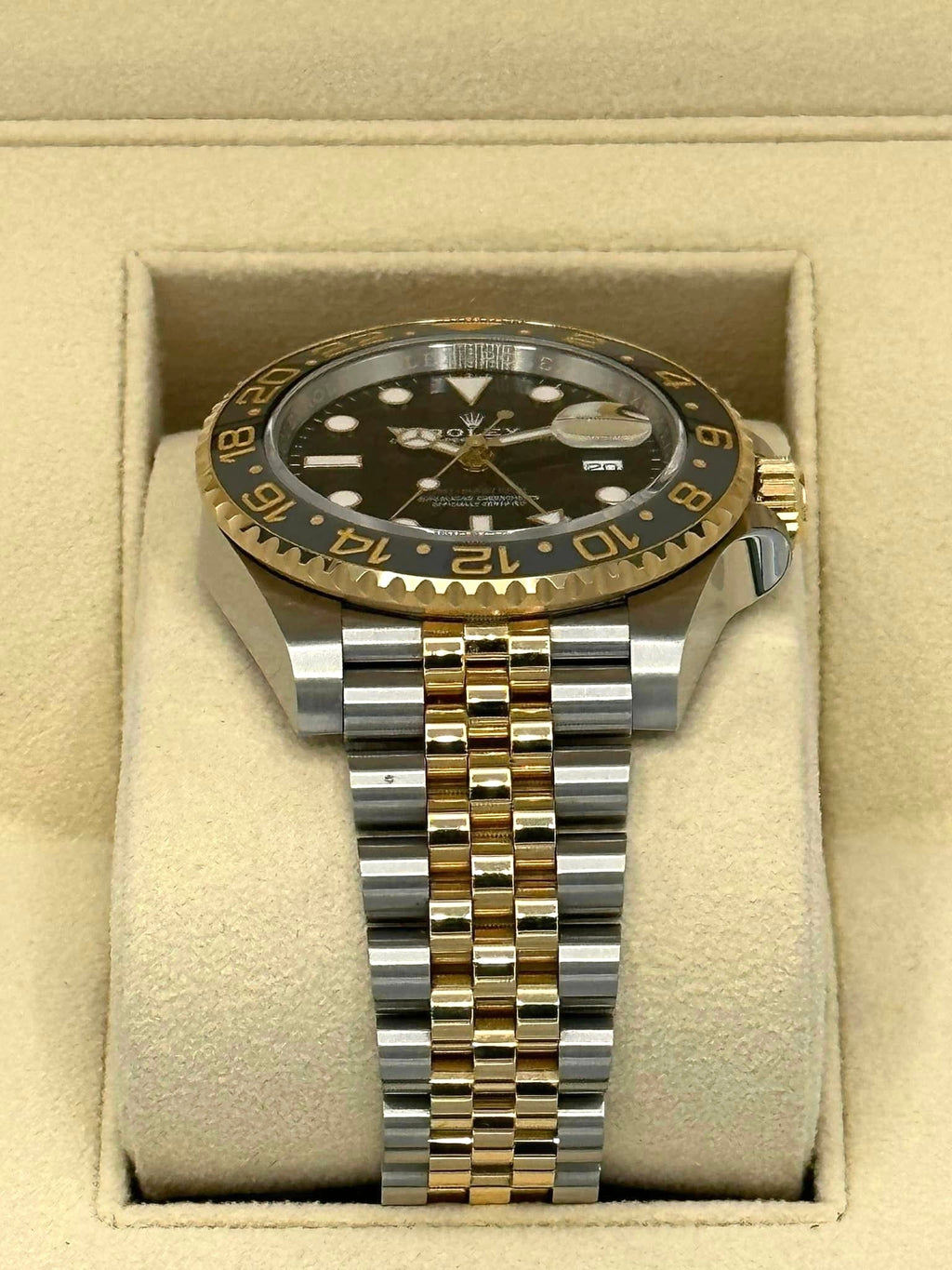 2023 Rolex GMT-Master II 40mm 126713GRNR Two-Tone Jubilee Black Dial