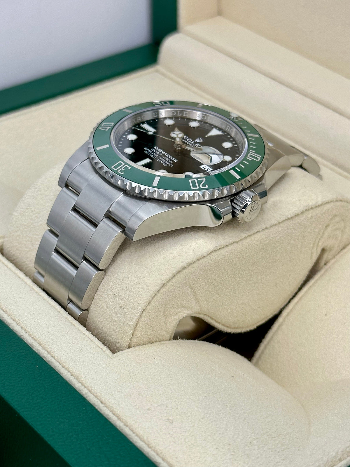 NEW 2022 Rolex Submariner “Starbucks” 41mm 126610LV Black Dial