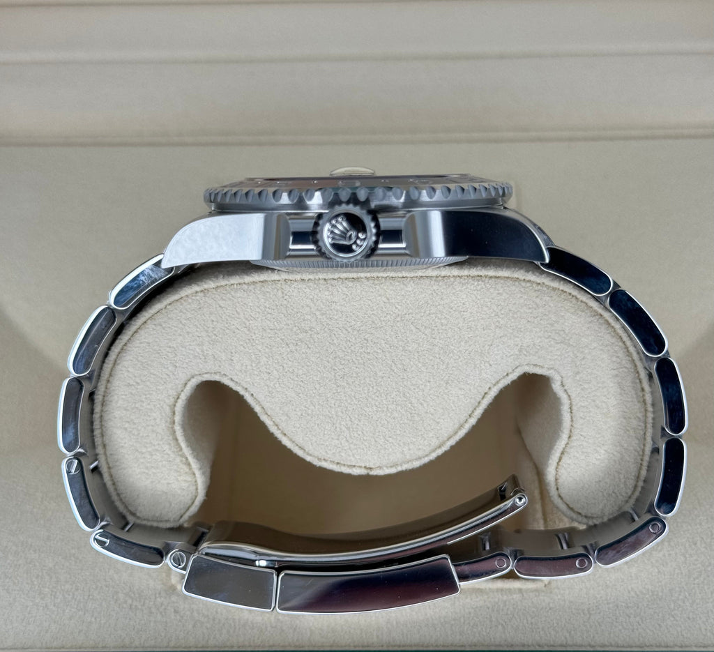 NEW 2023 Rolex GMT-Master II "Pepsi" 40mm 126710BLRO Oyster