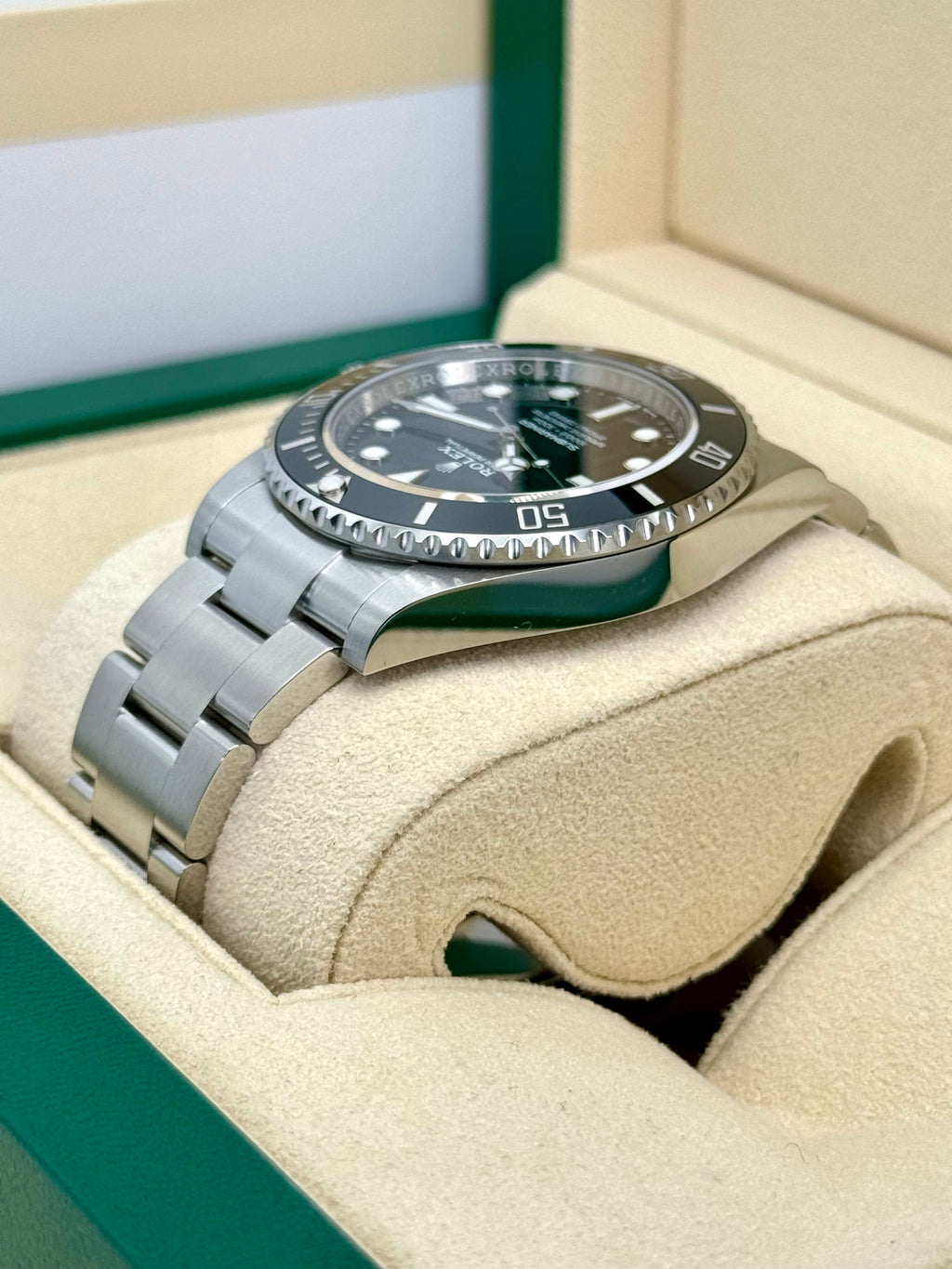 NEW 2023 Rolex Submariner 41mm 124060 Stainless Steel Black Dial