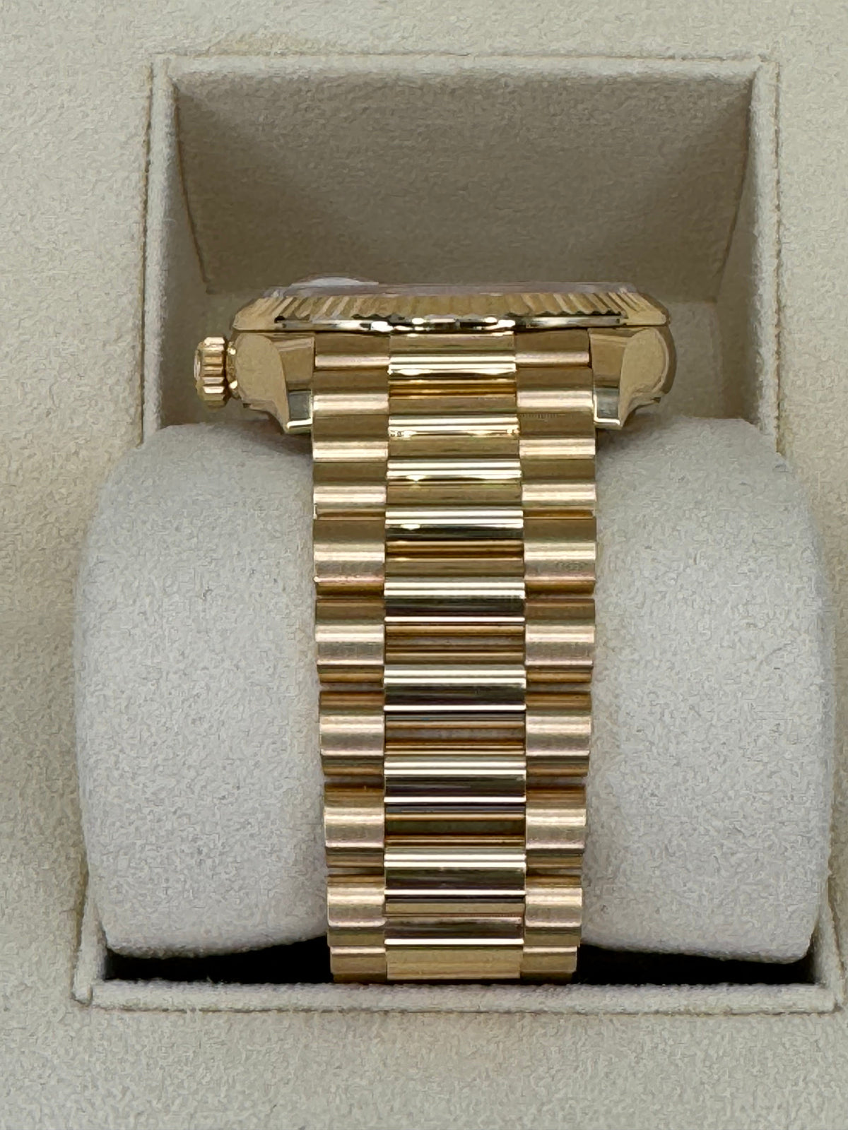 NEW 2025 Rolex Day-Date 36mm 128238 Champagne Diamond Dial