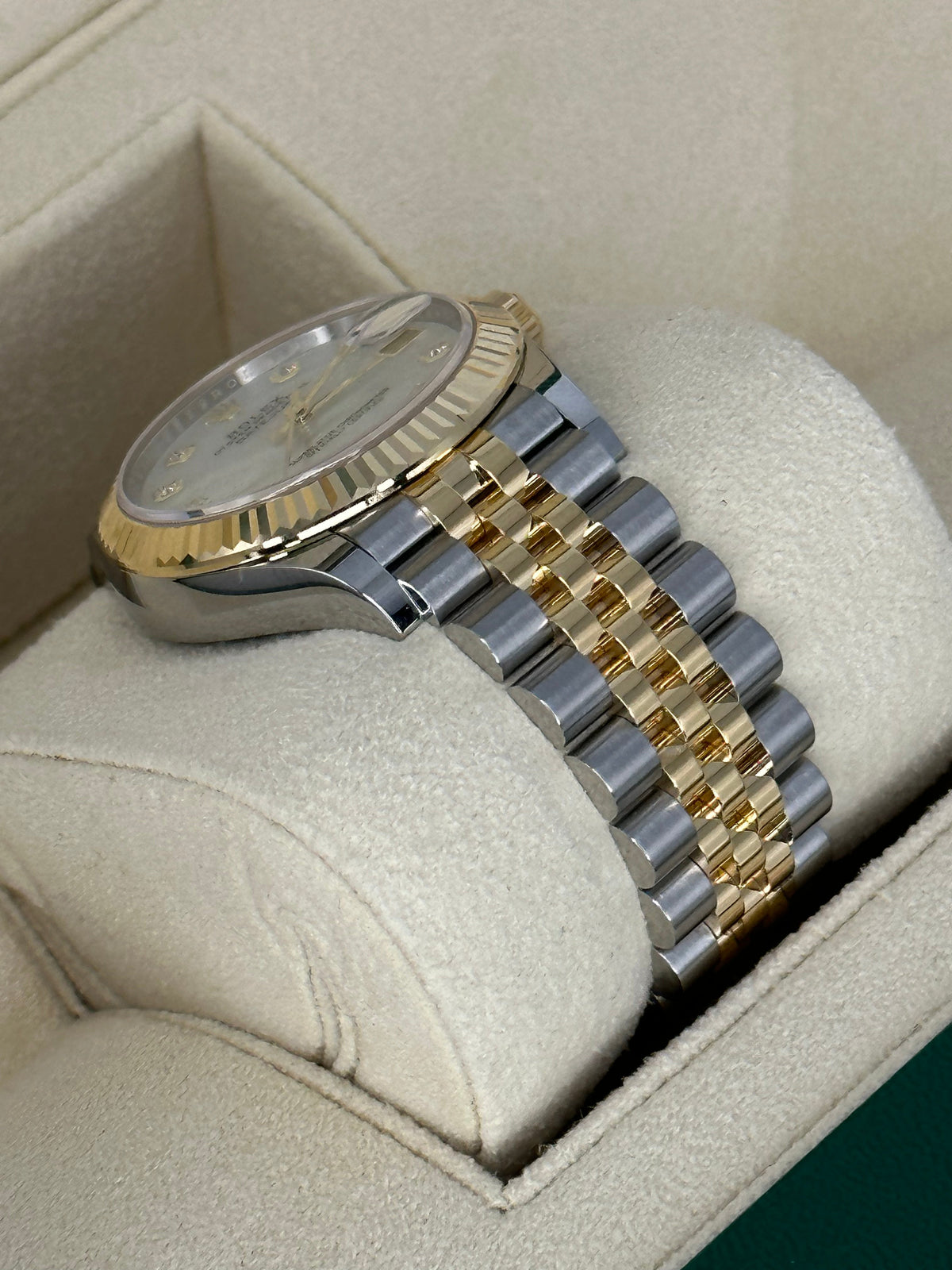 NEW 2023 Rolex Datejust 31mm 278273 Two-Tone Jubilee MOP Diamond Dial