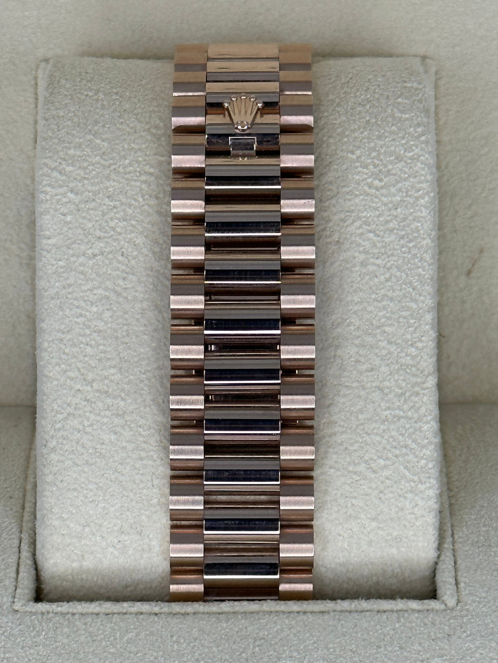 2022 Rolex Day-Date 40mm 228235 Presidential Rose Gold Olive Dial