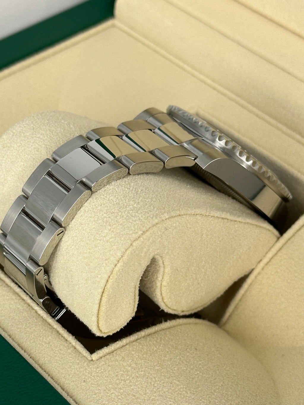 NEW 2023 Rolex GMT-Master II "Batman" 40mm 126710BLNR Oyster