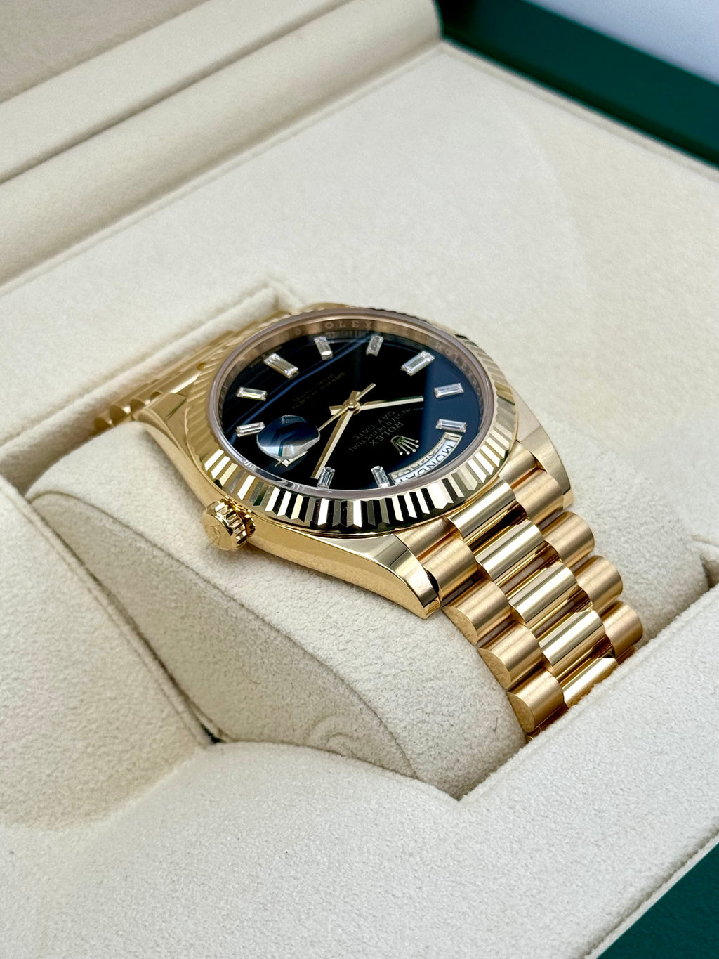 NEW 2025 Rolex Day-Date 40mm 228238 Black Onyx Diamond Dial