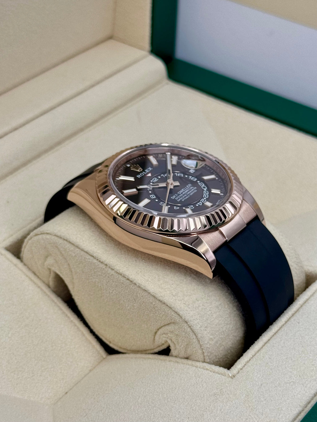 2022 Rolex Sky-Dweller 42mm 326235 Rose Gold Oysterflex Chocolate Dial
