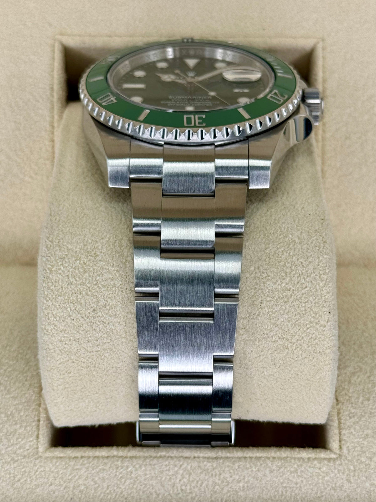 2015 Rolex Submariner "Hulk" 40mm 116610LV Green Dial