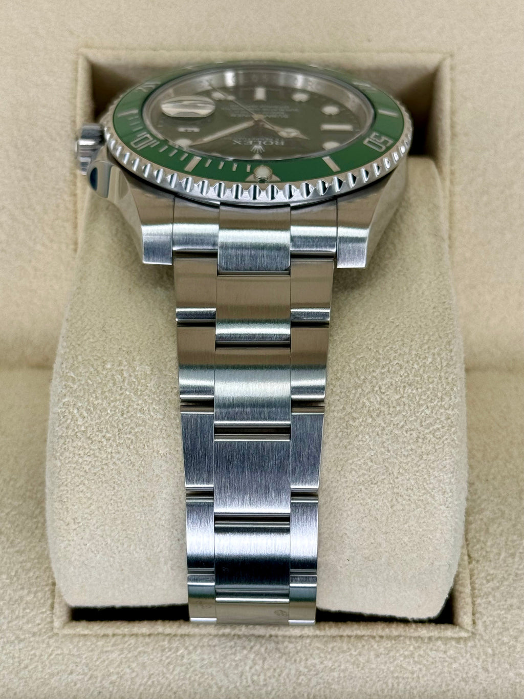 2015 Rolex Submariner "Hulk" 40mm 116610LV Green Dial