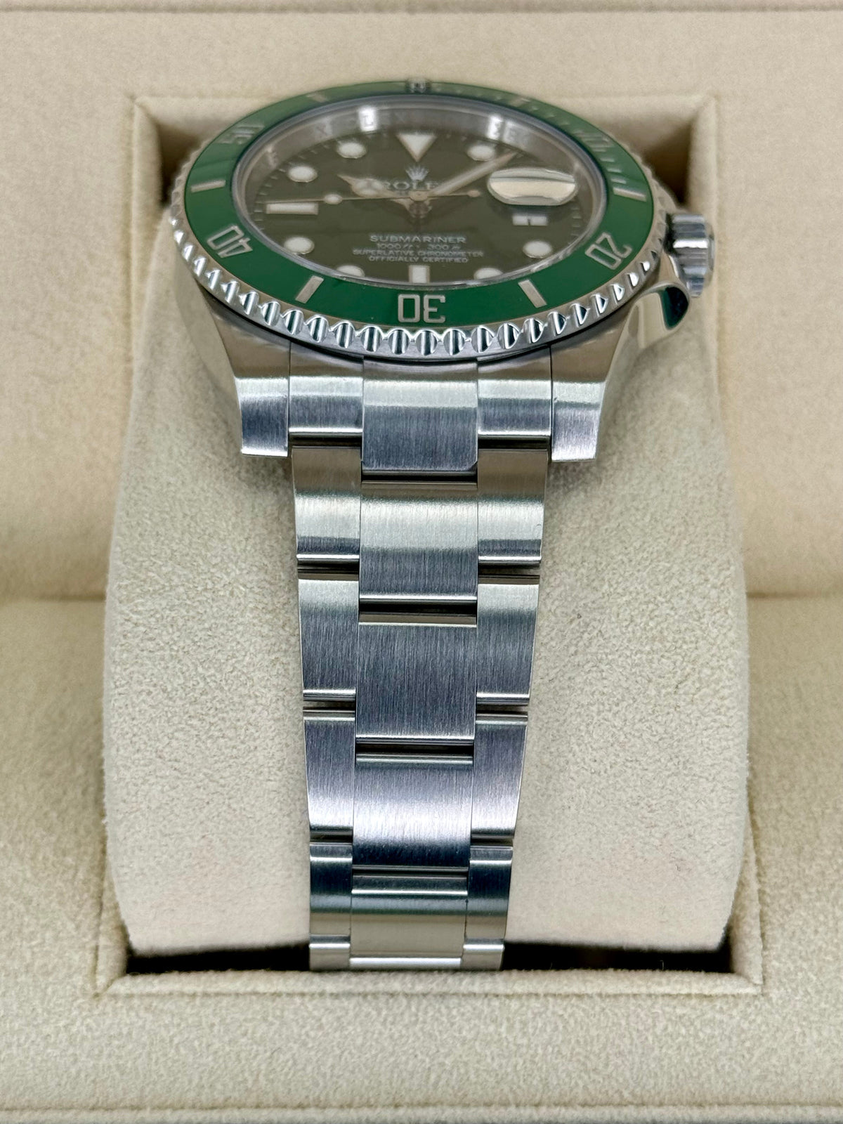 2015 Rolex Submariner "Hulk" 40mm 116610LV Green Dial