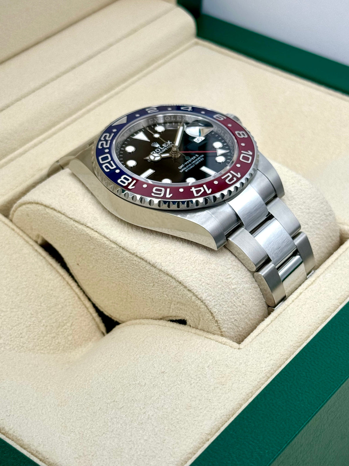 NEW 2024 Rolex GMT-Master II "Pepsi" 40mm 126710BLRO Oyster