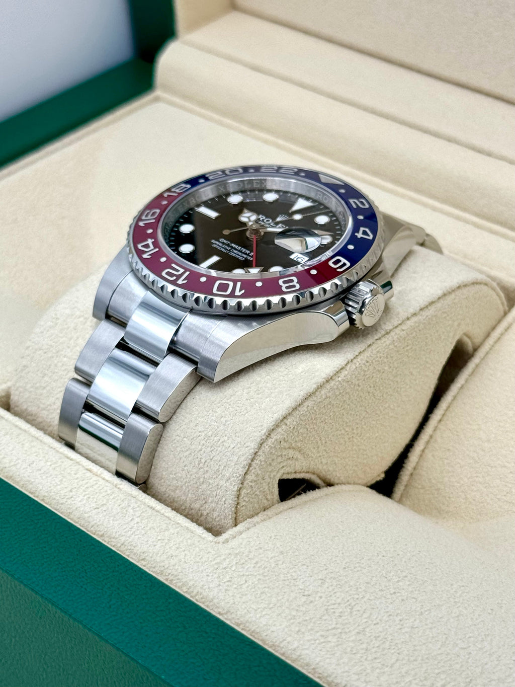 NEW 2024 Rolex GMT-Master II "Pepsi" 40mm 126710BLRO Oyster