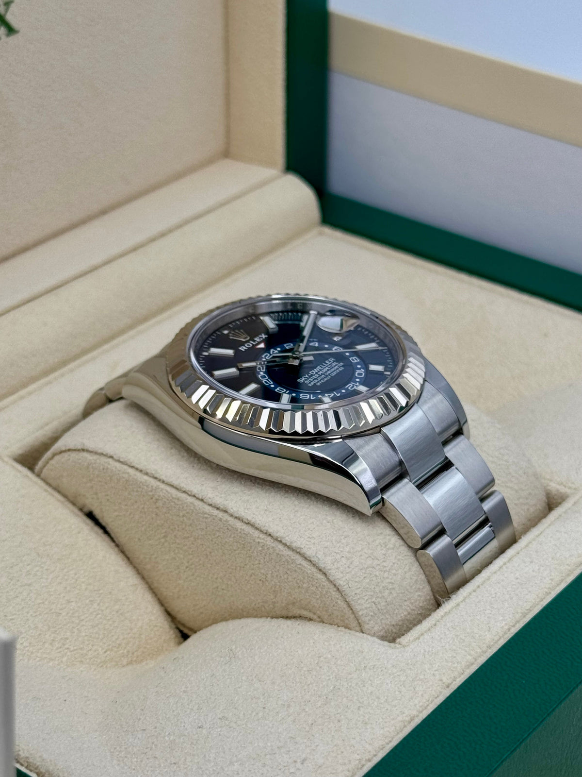 2022 Rolex Sky-Dweller 42mm 326934 Oyster Blue Dial