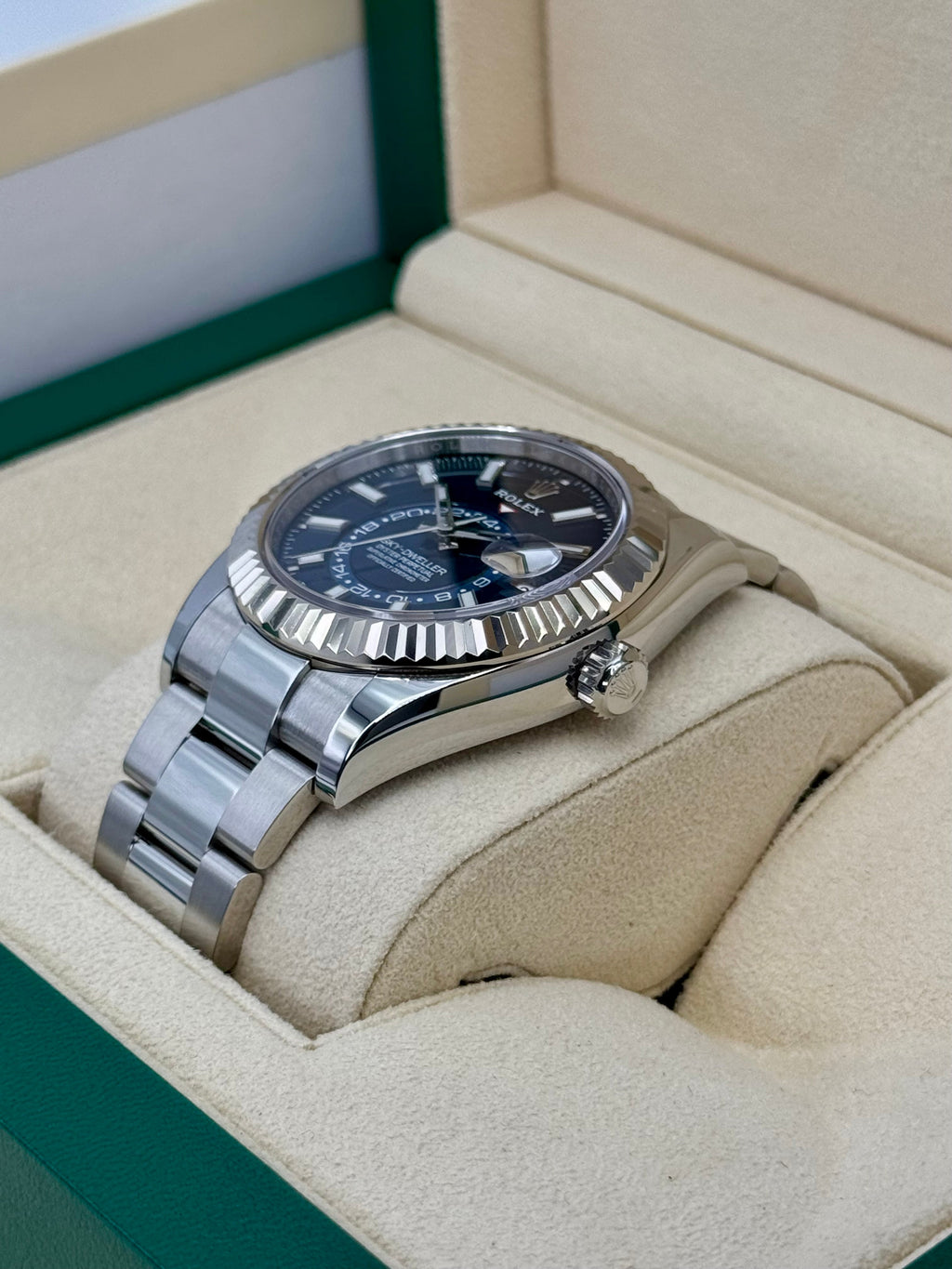 2022 Rolex Sky-Dweller 42mm 326934 Oyster Blue Dial