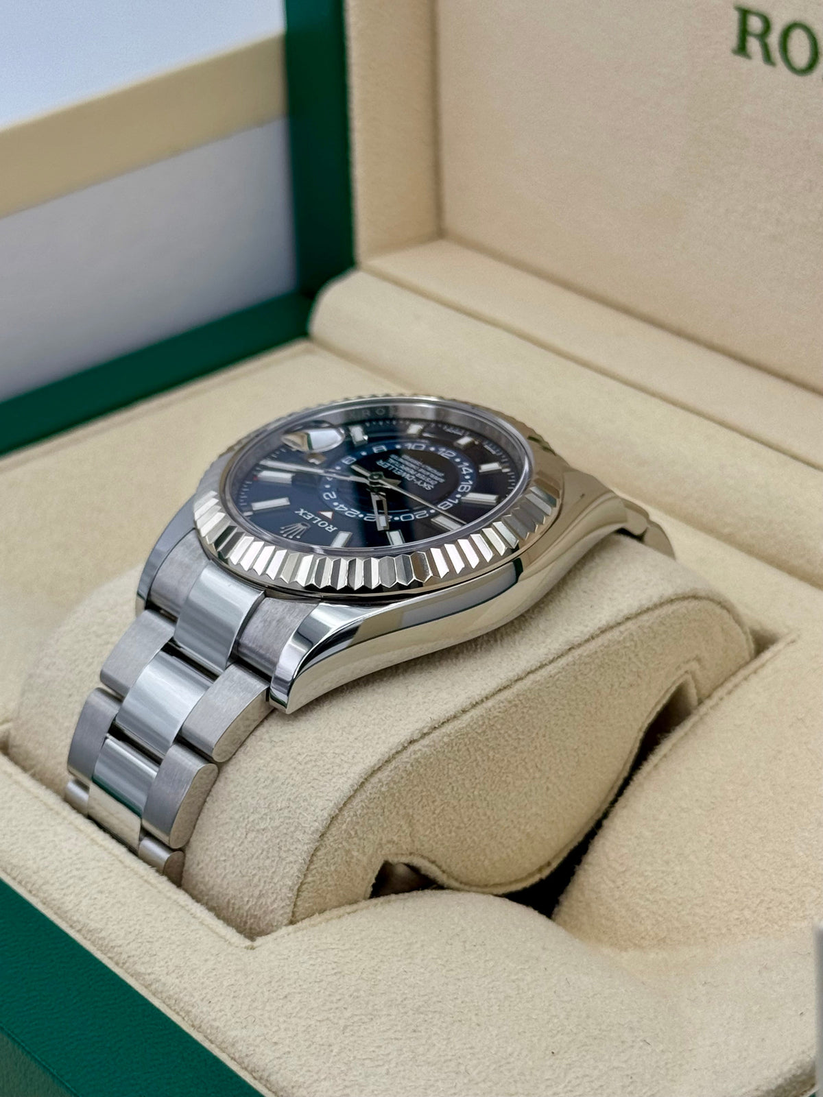 2022 Rolex Sky-Dweller 42mm 326934 Oyster Blue Dial