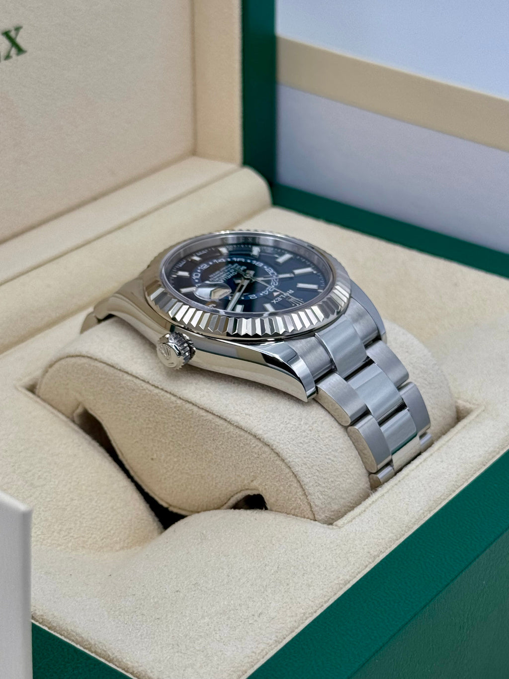 2022 Rolex Sky-Dweller 42mm 326934 Oyster Blue Dial