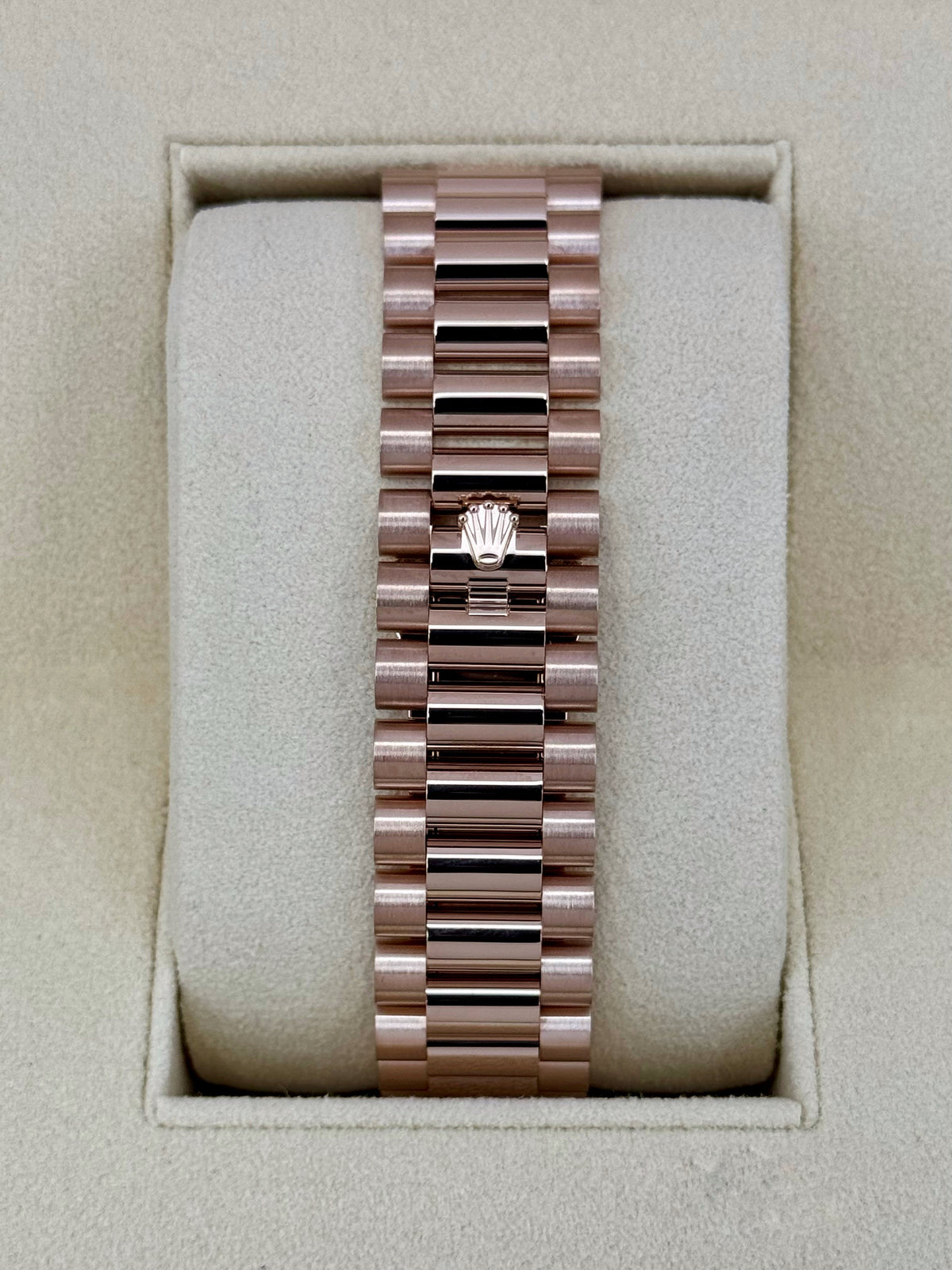 2022 Rolex Day-Date 40mm 228235 Rose Gold Olive Dial Arabic Calendar