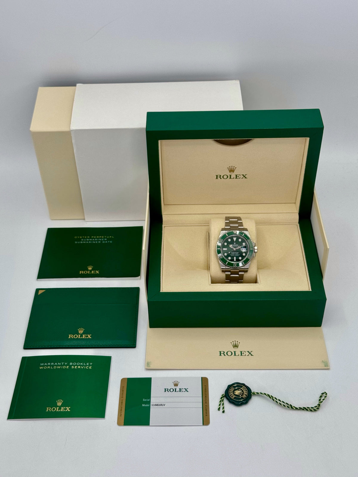 2019 Rolex Submariner “Hulk” 40mm 116610LV Green Dial