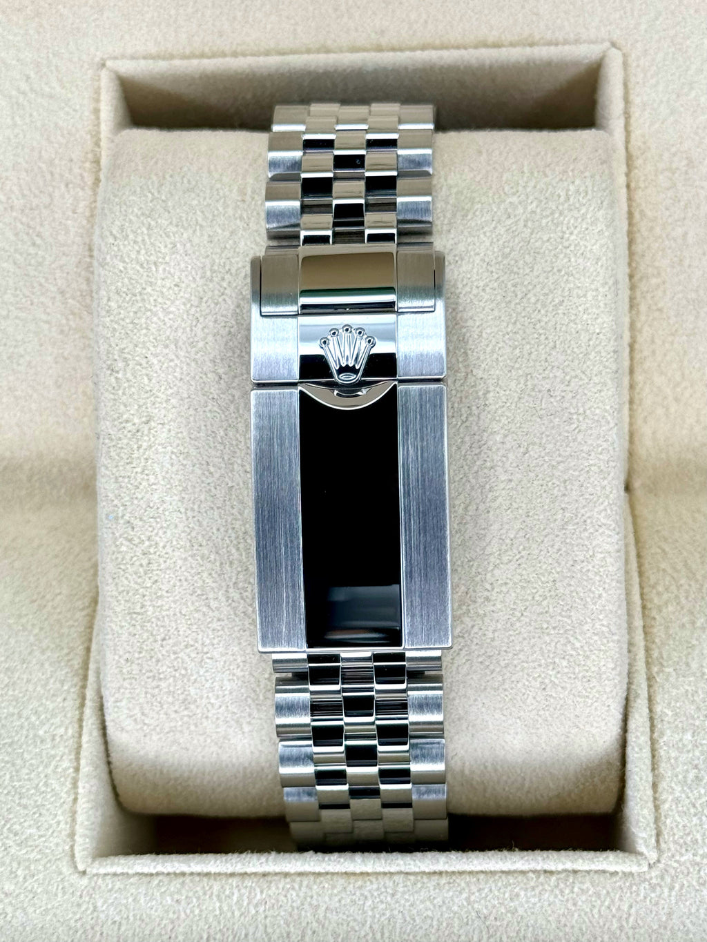 2022 Rolex GMT-Master II "Pepsi" 40mm 126710BLRO Jubilee