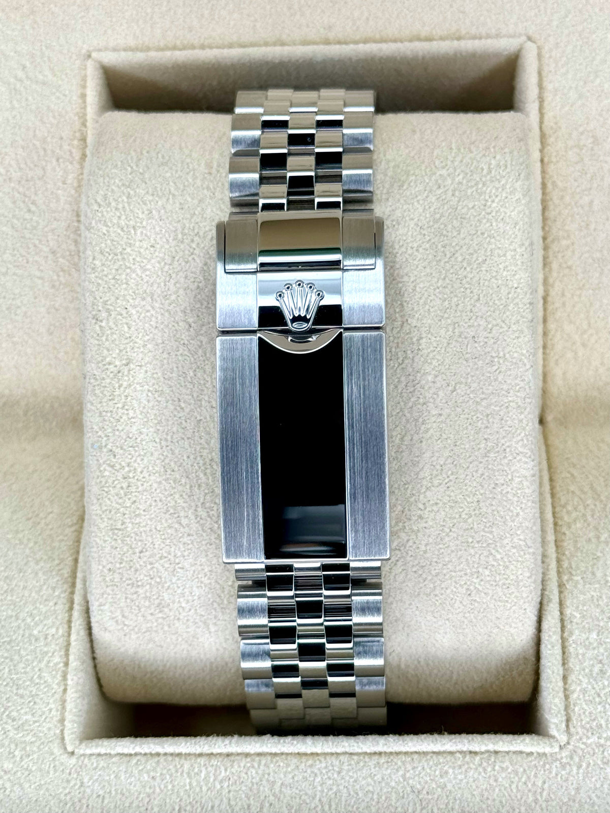 2022 Rolex GMT-Master II "Pepsi" 40mm 126710BLRO Jubilee