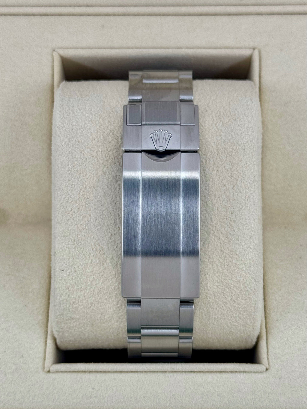 NEW OLD STOCK 2019 Rolex Submariner “Hulk” 40mm 116610LV Green Dial