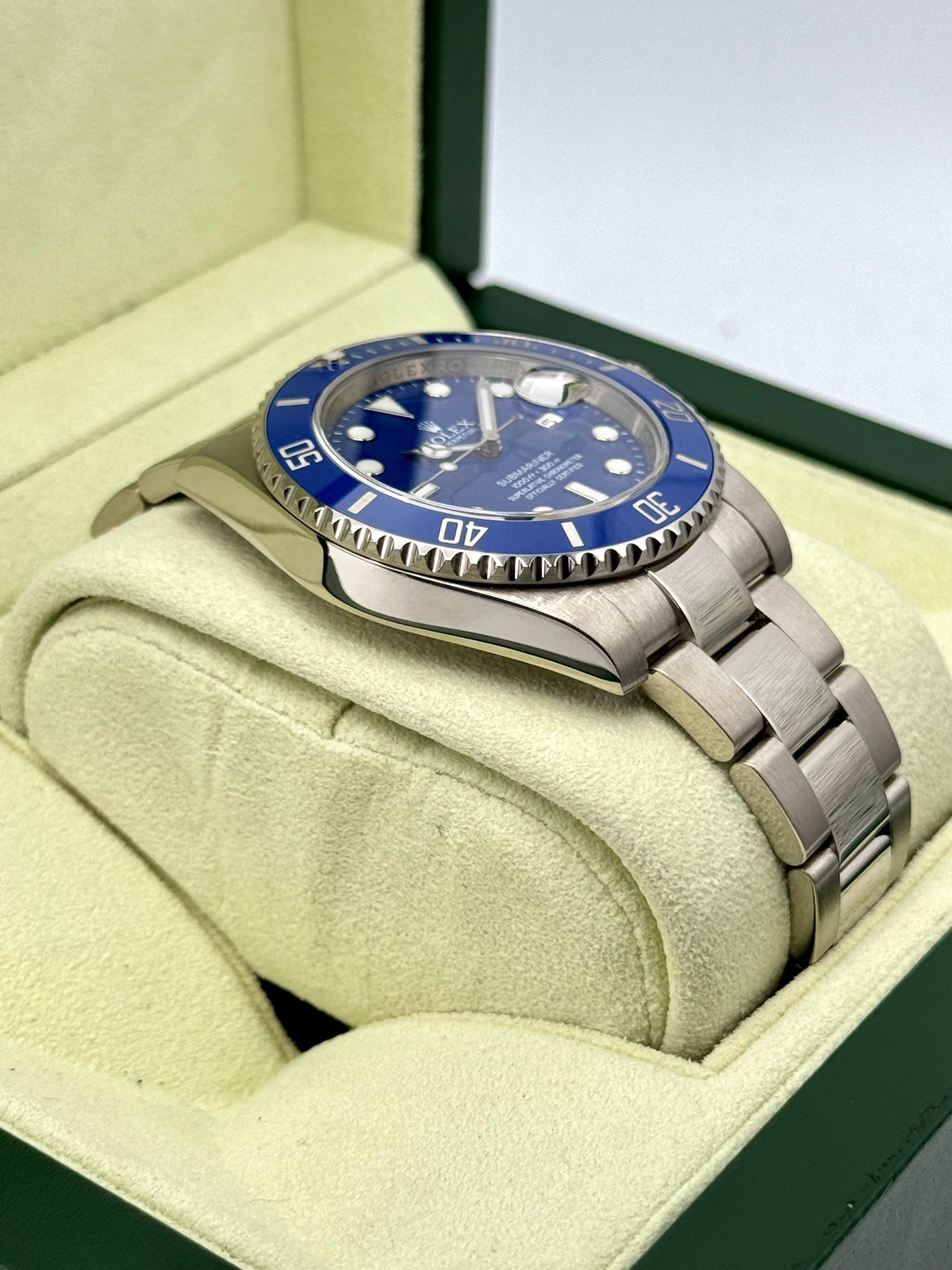 2013 Rolex Submariner "Smurf" 40mm 116619LB White Gold Blue Dial