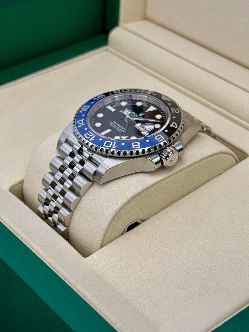 NEW 2025 Rolex GMT-Master II "Batgirl" 40mm 126710BLNR Jubilee