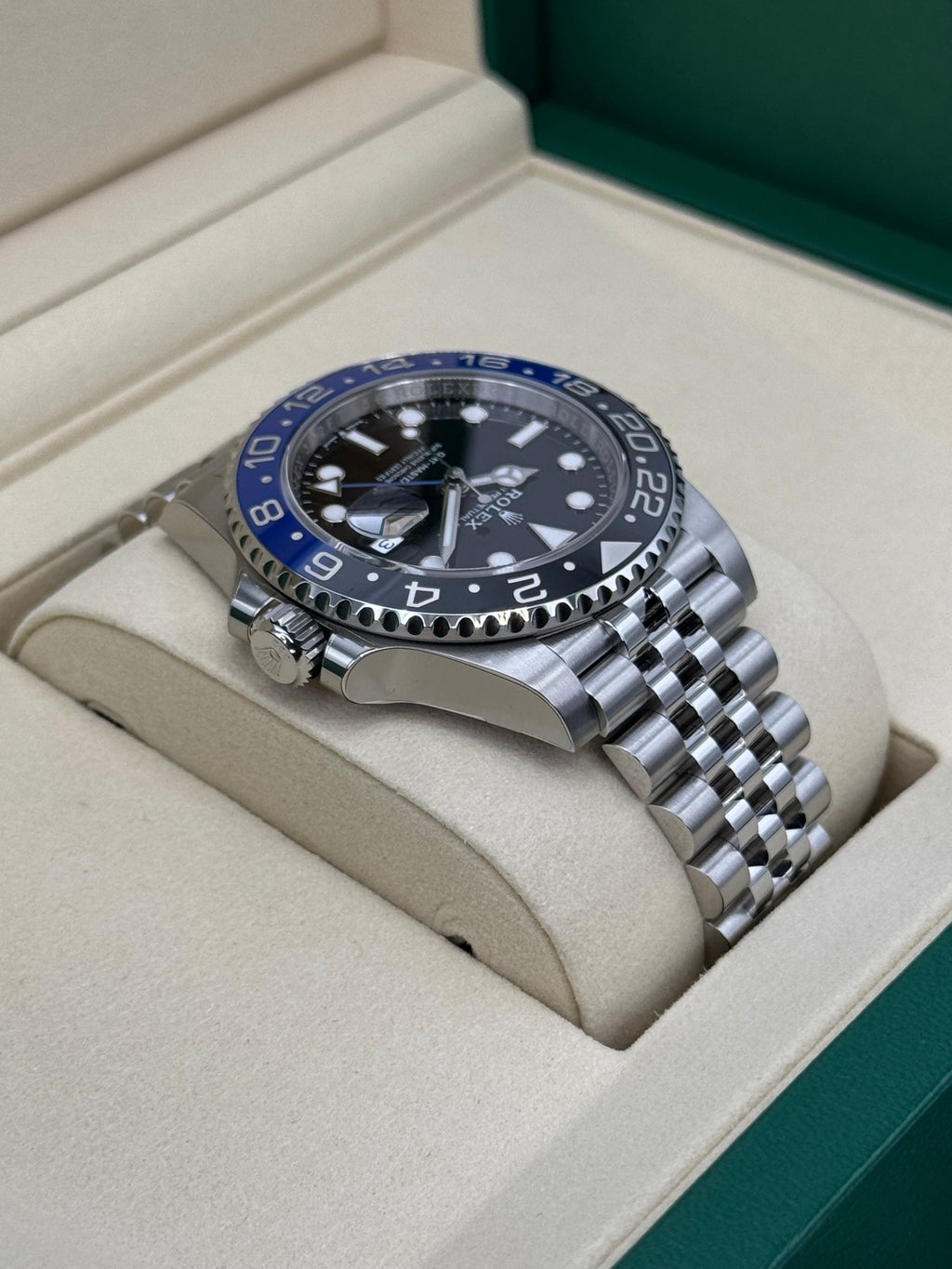 NEW 2025 Rolex GMT-Master II "Batgirl" 40mm 126710BLNR Jubilee
