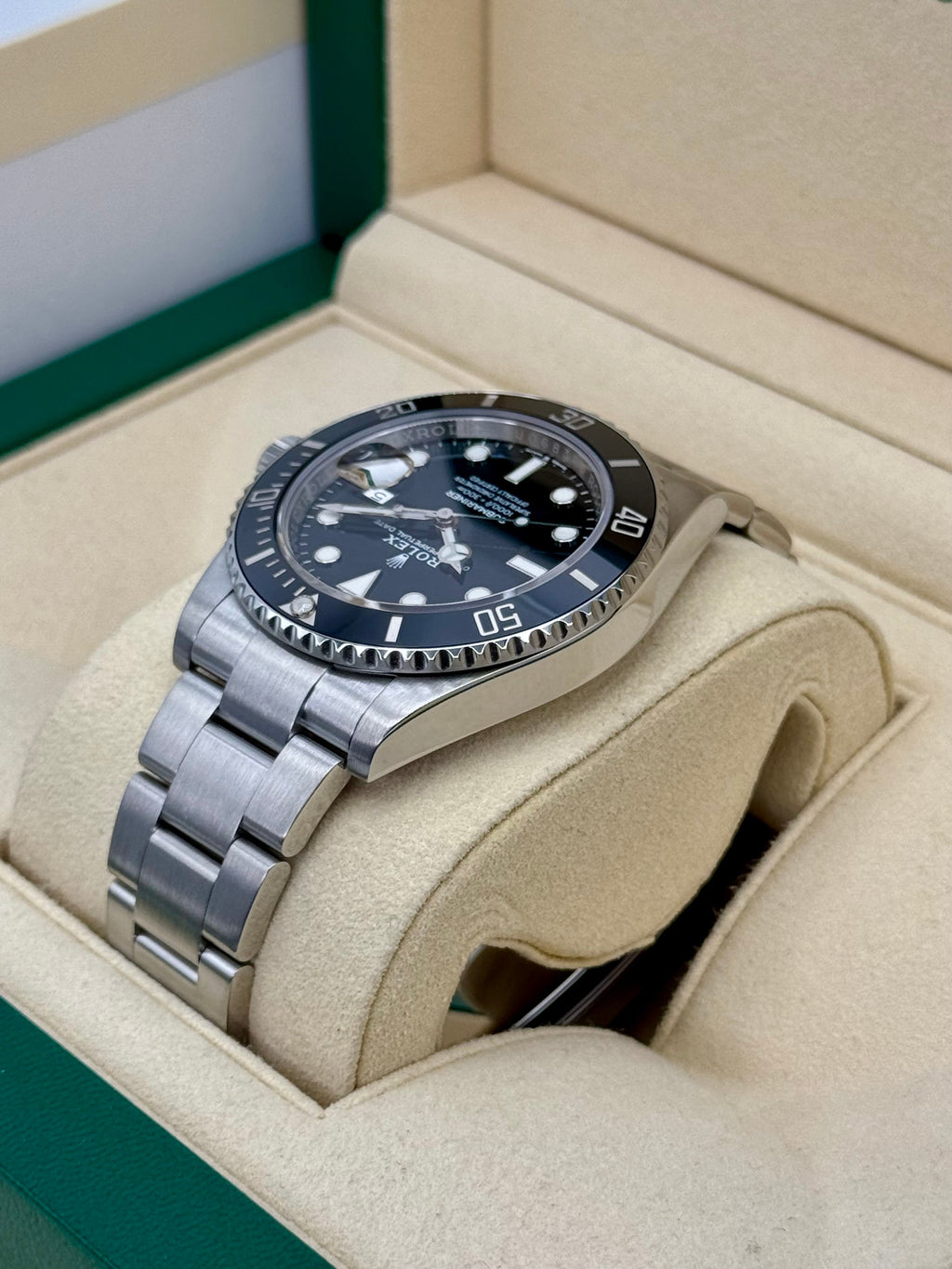 2022 Rolex Submariner 41mm 126610LN Stainless Steel Black Dial