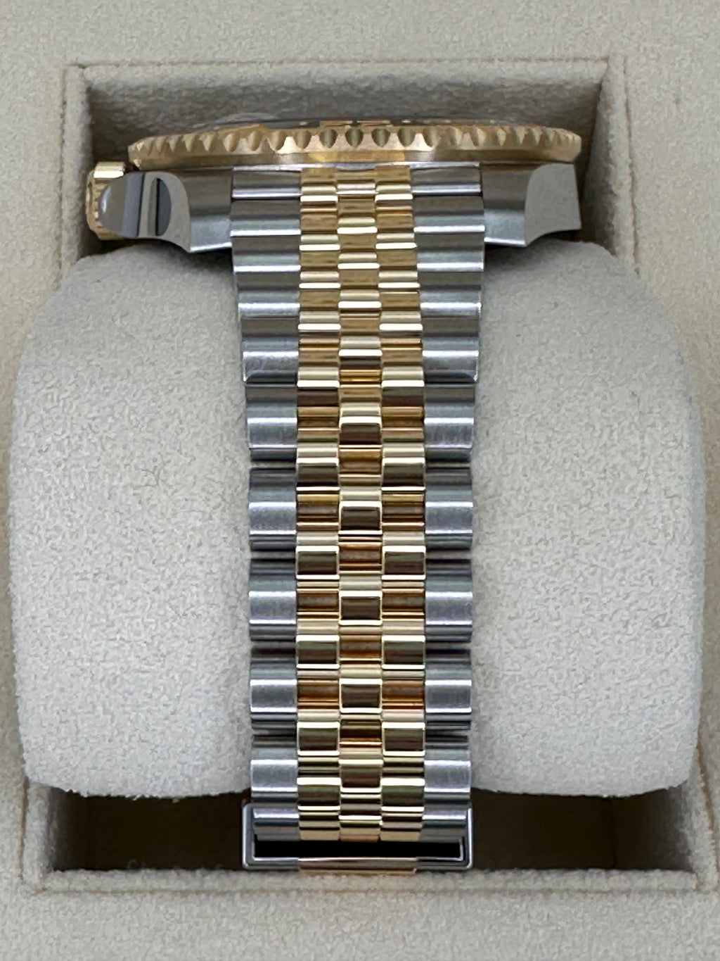 NEW 2024 Rolex GMT-Master II 40mm 126713GRNR Two-Tone Jubilee