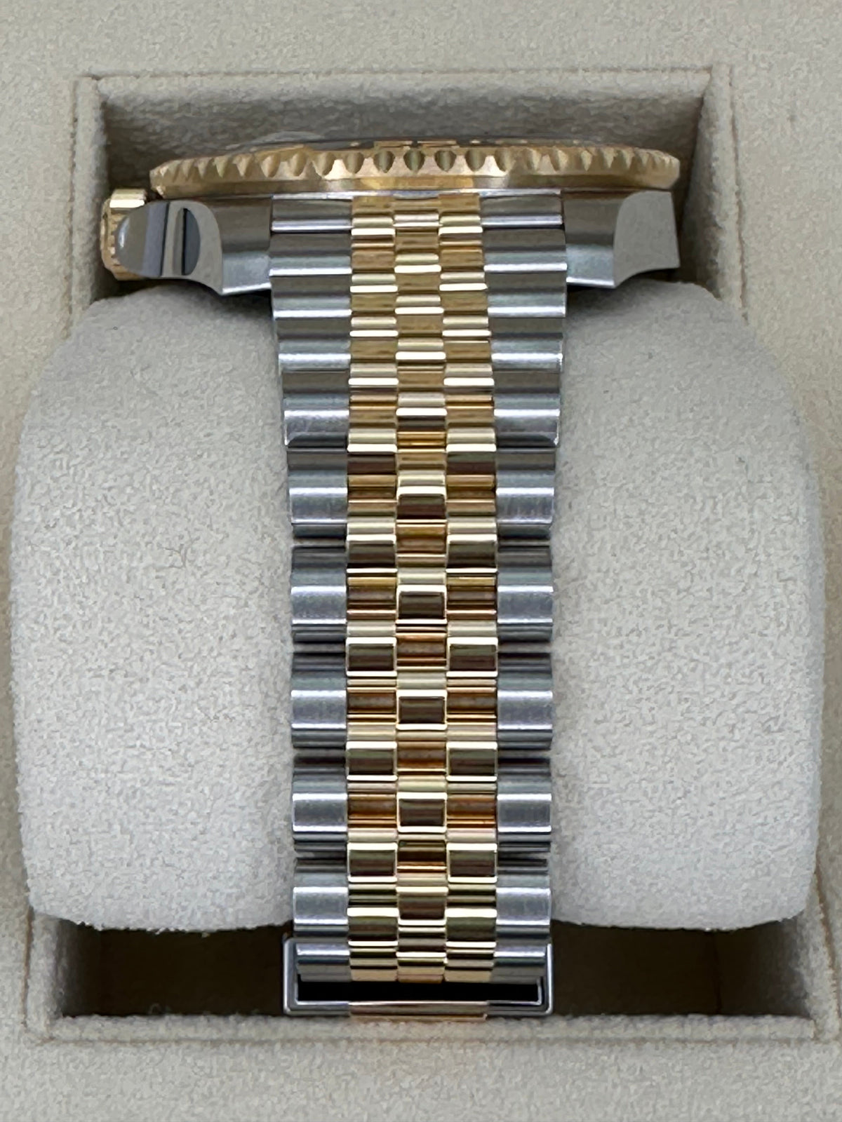 NEW 2024 Rolex GMT-Master II 40mm 126713GRNR Two-Tone Jubilee