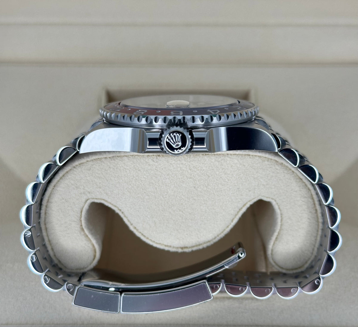 NEW 2023 Rolex GMT-Master II "Pepsi" 40mm 126710BLRO Jubilee
