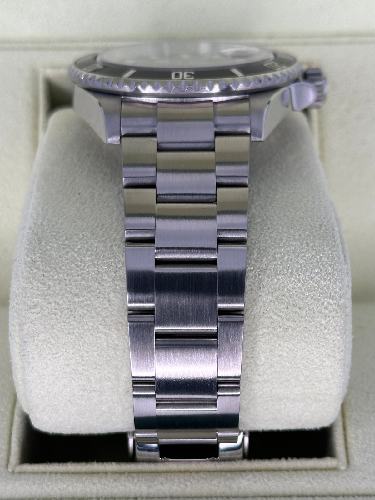 2007 Rolex Submariner Date 40mm 16610 Stainless Steel Black Dial