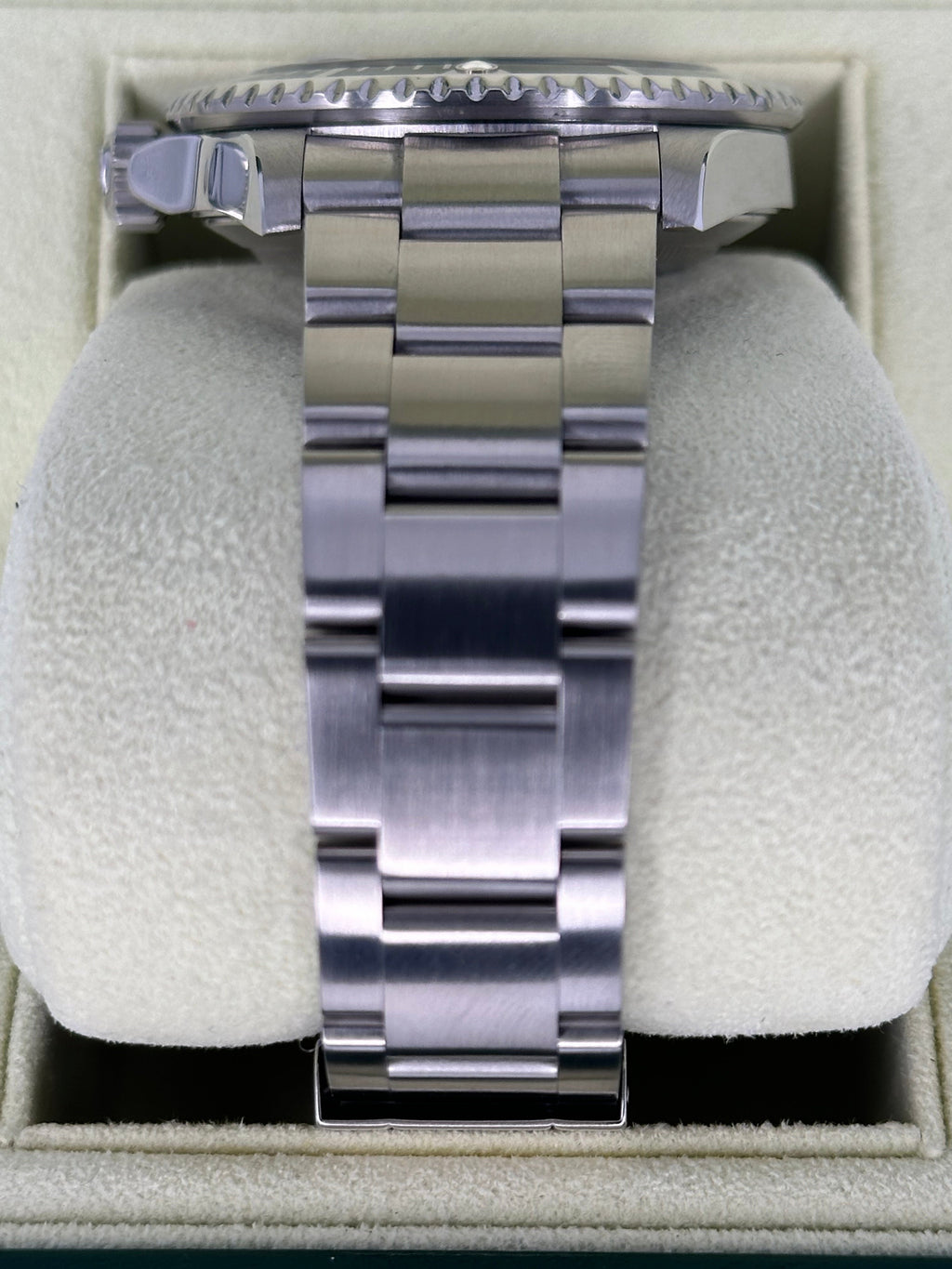 2007 Rolex Submariner Date 40mm 16610 Stainless Steel Black Dial
