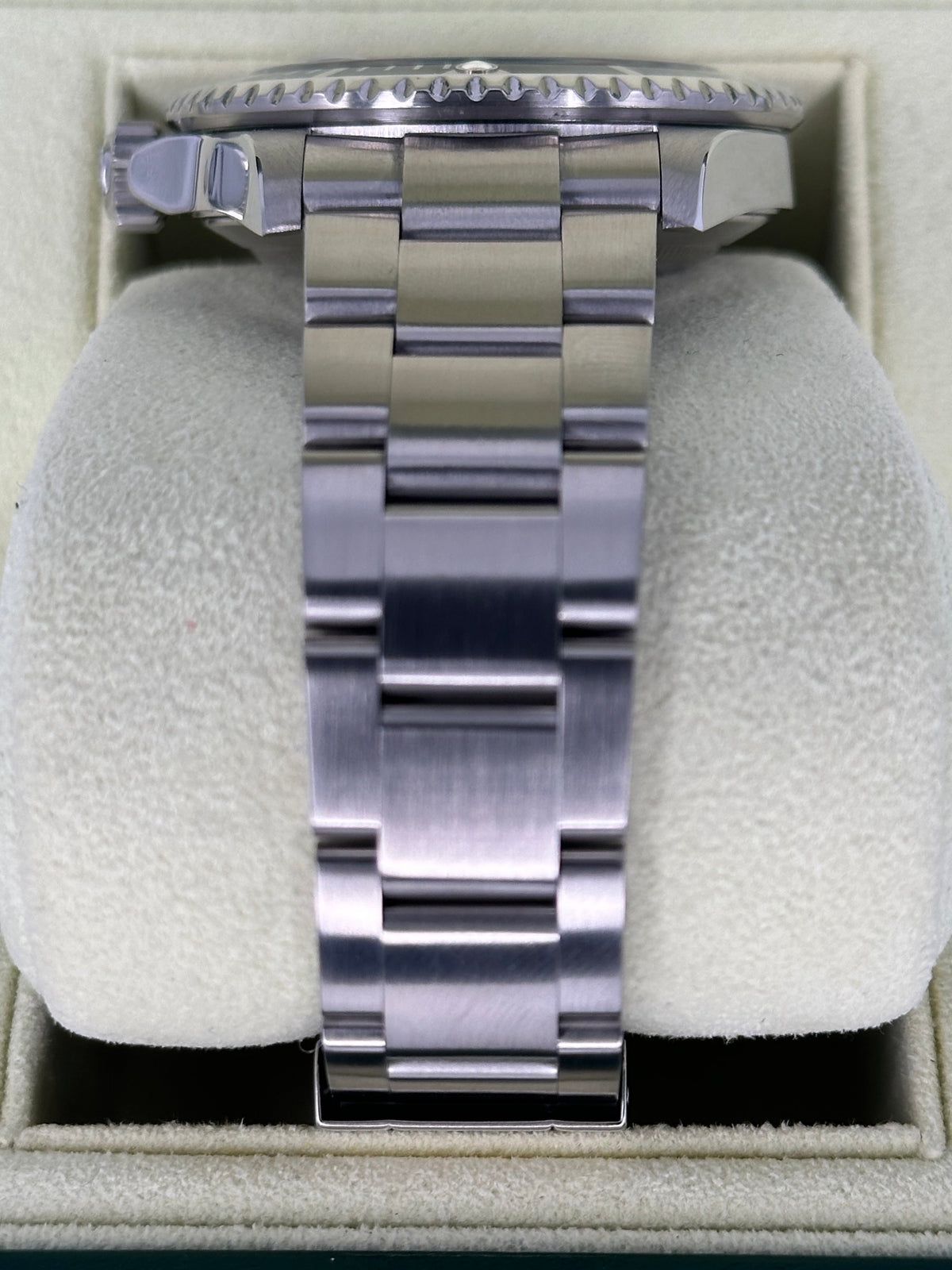 2007 Rolex Submariner Date 40mm 16610 Stainless Steel Black Dial